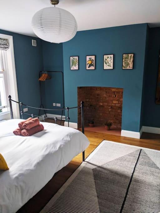 Stylish And Colourful Flat Minutes From The Beach Margate Exterior foto